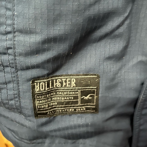 Hollister Men's Blue Hooded Jacket Size Medium - Picture 10 of 10